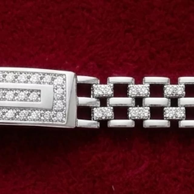 Pave Plaque Link Bracelet in silver