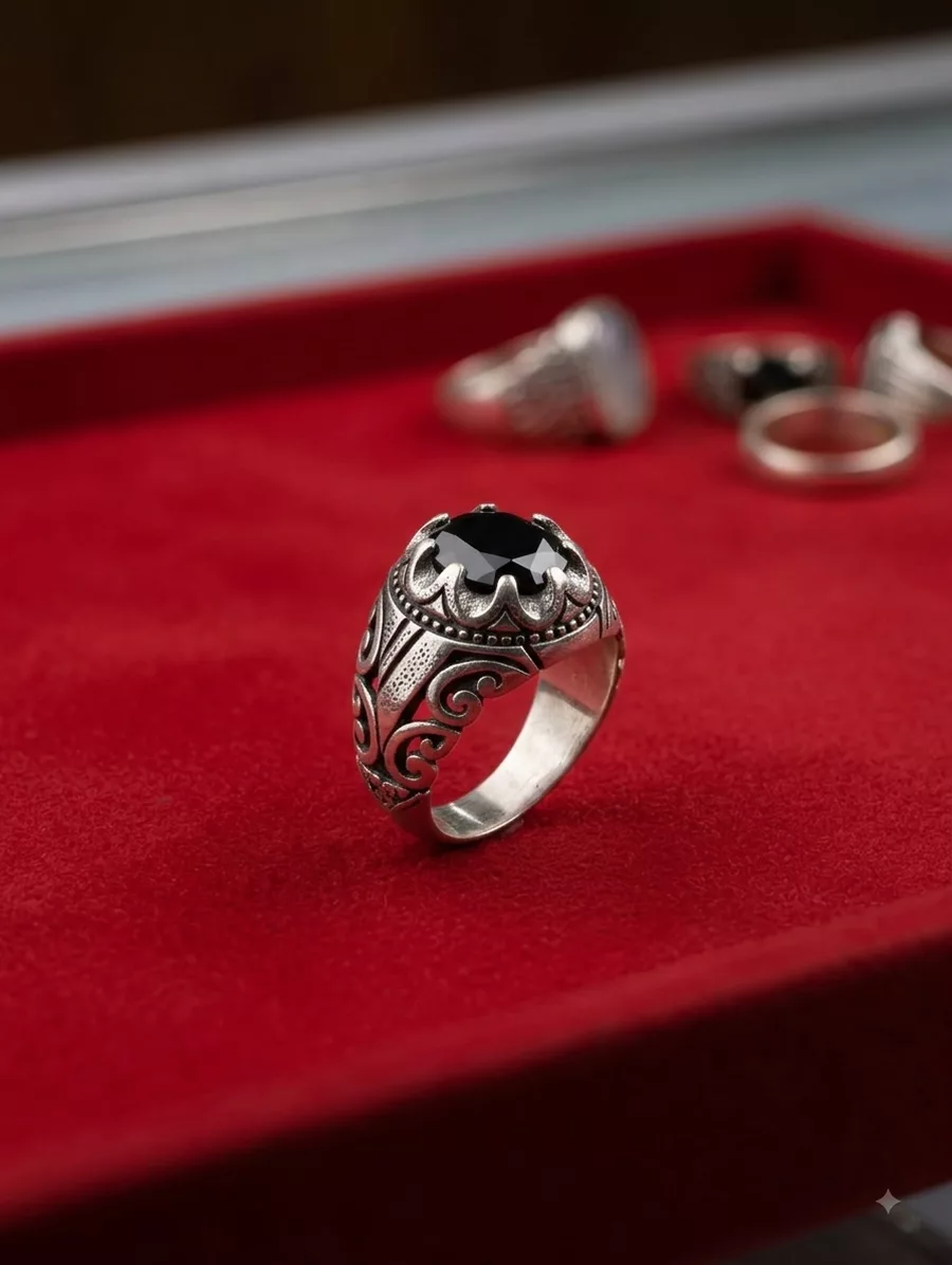 Black Stone Scroll Crown Ring in silver