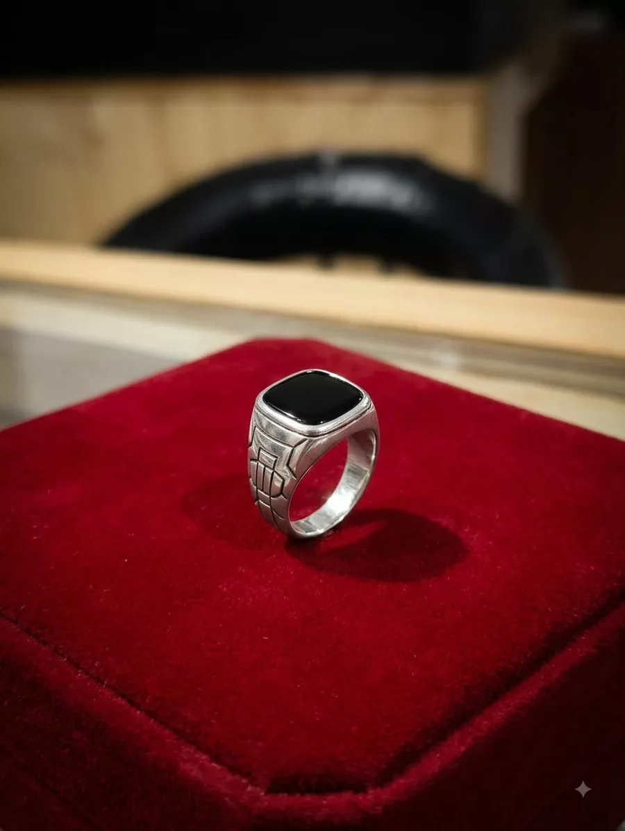 Cushion Onyx Textured Signet in silver