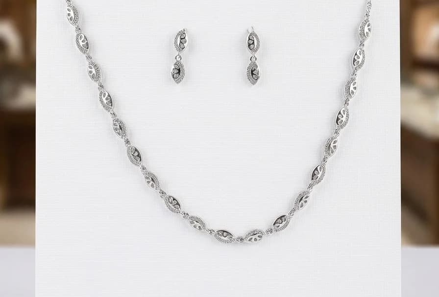 Marquise Link Necklace Set in silver