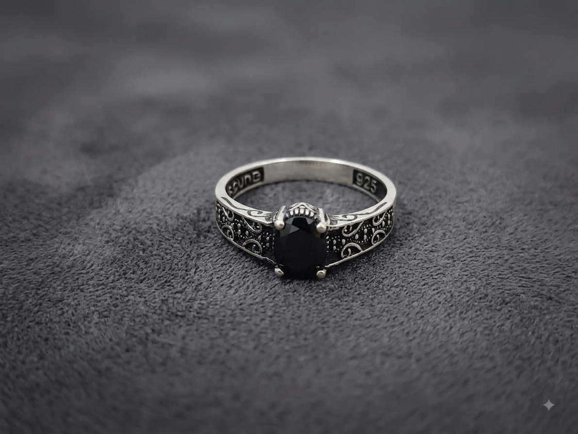 Silver Black Round Stone Ring